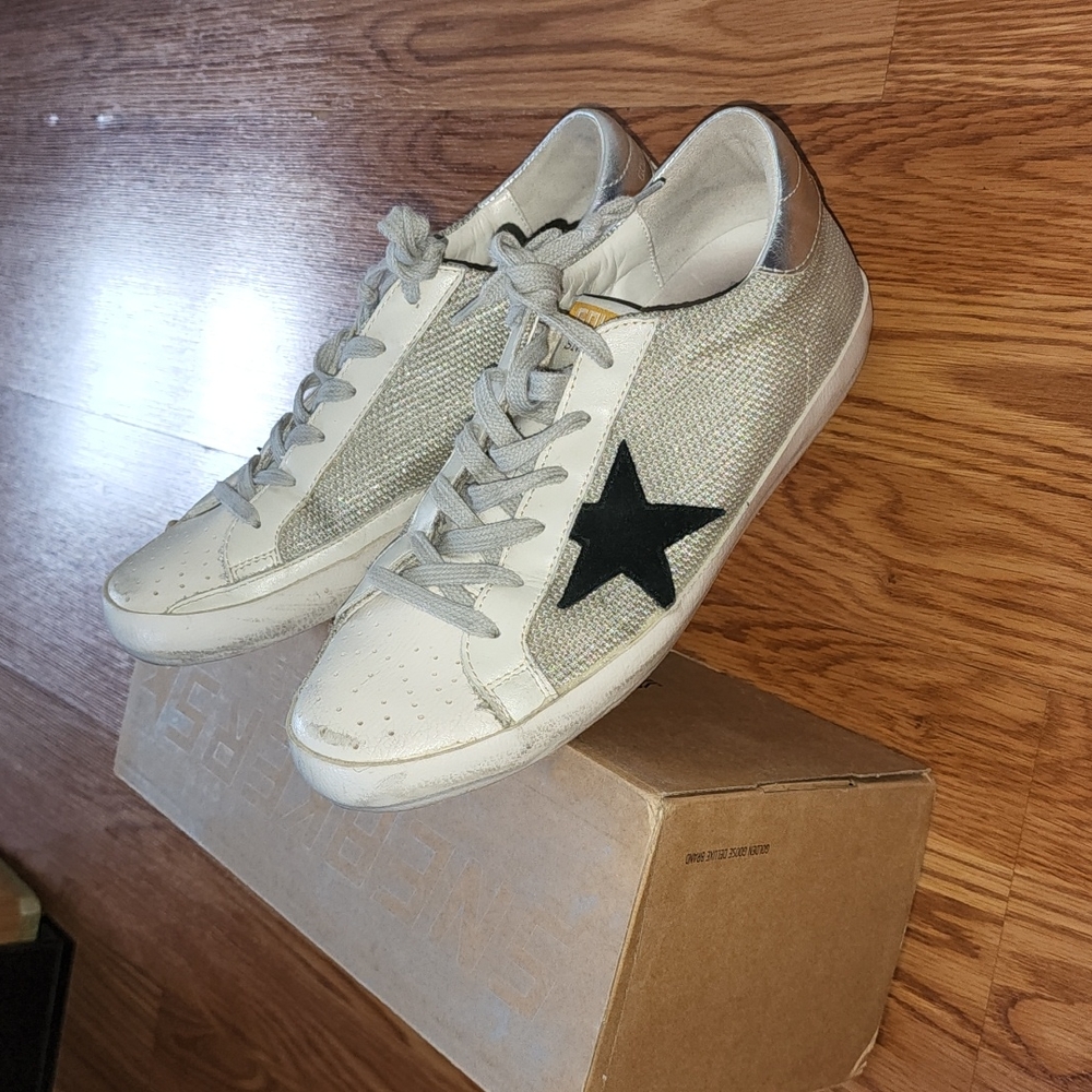 Golden Goose - Picture 6 of 8